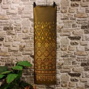 151.ผ้าไหมแกมฝ้าย ผ้าทอทั้งผืน ลายแพรวาฉัตรสวรรค์ สีน้ำตาล