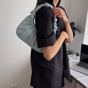 🍋Super Sales 🍋 Pleated Cloud Bag Fashion Solid Color Large Capacity Handbag