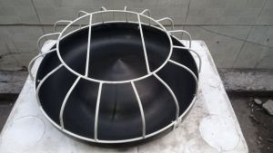 Máng ăn chống bới cho gà vịt .Máng đúc 36 cm