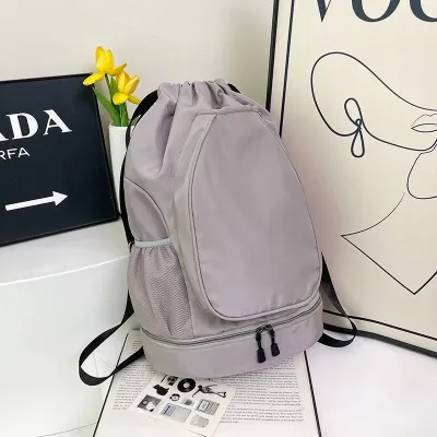2026 ใหม่ กระเป๋าแบดมินตัน มีหลายสี ความจุสูง ออกแบบมา สำหรับการแข่งขันโดยเฉพาะ เหมาะสำหรับ นักกีฬาชายและหญิง