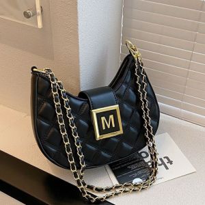 Túi kẹp nách đeo chéo nữ thời trang da trơn mẫu mới TKNAM01