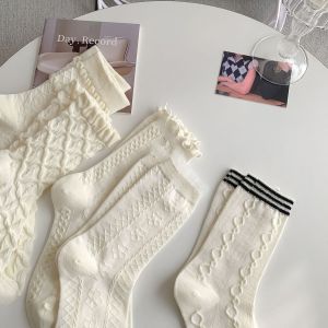 ✨marians✨ถุงเท้าน่องกลางสีเบจ jk สำหรับผู้หญิง บาง น่ารัก อเนกประสงค์ สีทึบ สไตล์วิทยาลัยเรียบง่าย ถุงเท้าลูกไม้เด็กผู้หญิงระบายอากาศ