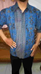 Hem Batik Pria Mawar