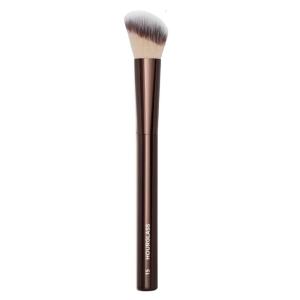 Professional Quality Blushes Contouring Brush Concealer Brush With Long Last Synthetic Fibers For Smooth Finishes Tool