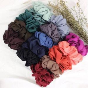 Hijab Bella Square Segiempat - Kerudung Segiempat Bella Square - Kerudung Segi empat Bella Square Polos ( Full Warna )
