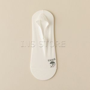 INS ถุงเท้าผ้าไหมน้ําแข็ง ถุงเท้าผู้ชาย กันลื่น ดูดซับเหงื่อ Men socks