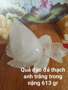 Quả Đào Đá Phong Thủy Thach Anh Trắng Trong Tự Nhiên