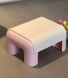 Ghế Nhựa PP Kê Chân Toilet Buna – Phù Hợp Mọi Loại Bồn Cầu Gia Đình.