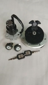 KUNCI KONTAK SET TUTUP TANGKI DAN JOK NINJA R SS