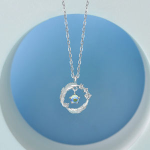 Beauty Woman Silver Colorful Moonstone Feather Necklace For Women Aesthetic Adjustable Clavicle Chain Necklaces