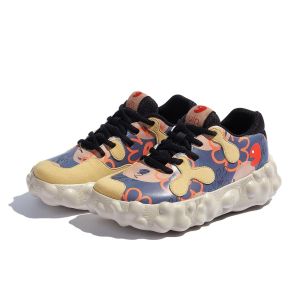 UIN Figueras I Womens Walking Travel Shoes Casual Wide Toe Chunky Fashion Sneaker-Floral Graffiti