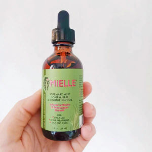 จัดส่งที่รวดเร็ว แท้จากUSA% MIELLE Rosemary Mint Scalp & Hair Strengthening Oil Growth Serum 2oz 59ml  น้ำมันบำรุงผมเข้มข้น（ไทยสปอต）