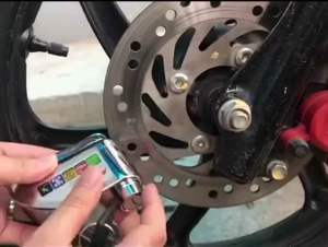 Khoá chống trộm xe máy [CÓ BÁO ĐỘNG] - khoá đĩa xe máy - chống trộm xe