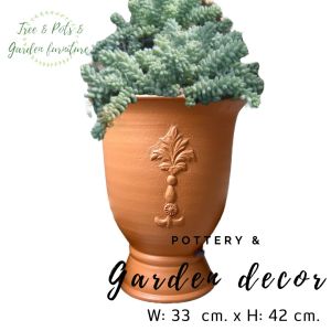 กระถางดินเผาใบใหญ่สไตล์อังกฤษ ขนาดกระถางปากกว้าง 13" สูง 16.5"  สวย มีสไตล์ แข็งแรง ทนทาน อายุการใช้งานยาวนาน