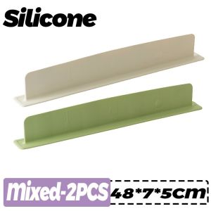 3PCS Kitchen Sink Water Splash Guard Plastic Reusable Guard Baffle Plate Scalable Washing Basin Protection Plates with Suction Cups