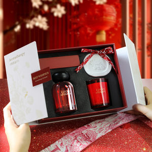 Hộp Quà Tặng Nến Thơm Tinh Dầu Thơm Sáp Thơm BEST LOVE - Kèm túi xách sang trọng tinh tế