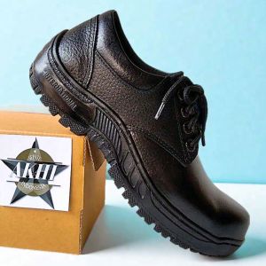 SEPATU SAFETY KING AKHI KULIT TALI KITCHEN EIGNER INTERNASIONAL