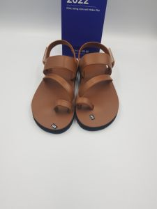 xăng đan đế bằng nam nữ