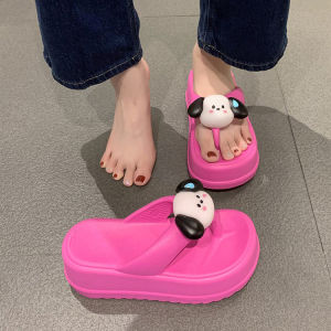 Xishop ของมันต้องมี รองเท้าแตะหูหนีบสไตล์เกาหลี รุ่นใหม่ ส้นสูง มี 4 สี ตกแต่งการ์ตูนน้องหมา น่ารักมากๆ แมทซ์ได้ทุกโอกาส สั่งเลยย