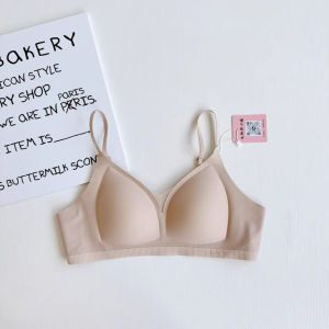 Hi.sweetie🎀[Ready Stock] 3D Thin Cup V-Shape Thin Strap Seamless Push Up Bra