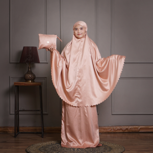 Mukena Terlaris Telekung Mukena Dewasa Sutra Velvet Premium Lasercut Terbaru 2025 Mukena 2in1 Sutra Velvet Premium Mukenah