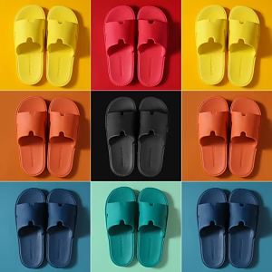 New Bathroom Slippers For Women Summer CoupleS Shower Non-Slip Sandals Indoor Home Use MenS Sandals