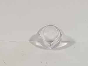 Miếng nhựa bảo vệ góc bàn cho bé