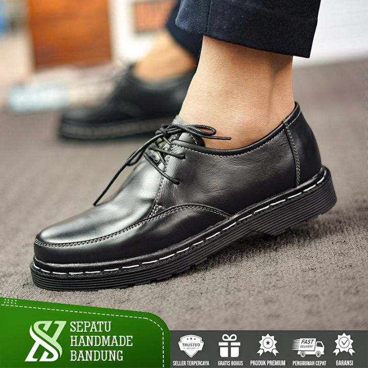Sepatu Kulit Pria Kerja Kantor Model Loafers Gaya Nyantai Kekinian