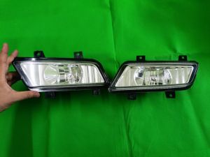 ĐÈN CẢN SƯƠNG MÙ GẦM XE TẢI ĐÔ THÀNH IZ49 IZ150 IZ200 IZ250