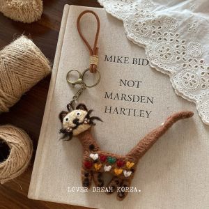 Cute animal pendants small dog and rabbit keychains Nepalese handmade wool felt dolls cat and animal accessories car ornaments
