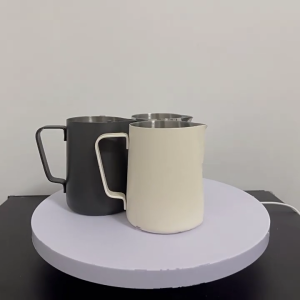 ถ้วยศิลปะกาแฟลาเต้เหยือกใส่นมเครื่องทำฟองนมสแตนเลส304ขนาด600มล. เหมาะสำหรับการทำลาเต้อาร์ตและกาแฟ