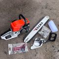 ELLKA 22 INCH 58 CC HEMAT BENSIN 2 TAK Mesin Gergaji Kayu Chain Saw  Bar Laser Senso Mantap Chainsaw Mesin Potong Kayu. 