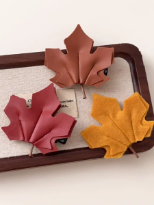 Elegant Maple Leaf Hair Clip Durability PU Leather Hairpin Versatiles Hairclip for Ladies Hair Accessory