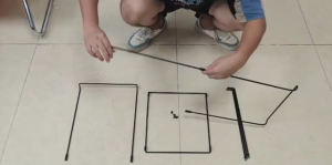 ตะกร้ากรอบกระเป๋าใบไม้เหล็กทนทานเหมาะสำหรับใช้งานกลางแจ้งความจุ30-45แกลลอนเครื่องมือทำสวนประกอบง่าย