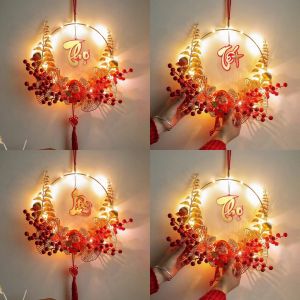 Vòng Hoa Tết Treo Cửa Nhà Kèm Đèn Led Chữ Phúc Lộc Thọ May Mắn với Liễn Đỏ Vàng NT