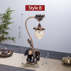 บรรยากาศความรู้สึกโบราณช้างตกแต่งโคมไฟตั้งโต๊ะไม้เนื้อแข็งไม้ไผ่สานห้องนอนโฮมสเตย์ร้านนวดตู้ข้างเตียงสร้างสรรค์โคมไฟเตียง