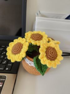[SG Stock] Finished Hand Made Crochet Flowers/Sunflowers/Potted Plant/gift/teacherdays