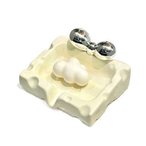 MOUSSE ประณีต กล่องสบู่ชีส ตกแต่ง ครัวเรือน ที่วางสบู่แบบระบายน้ำ น่ารัก กระเบื้อง ของตกแต่งโต๊ะทำงาน บ้าน