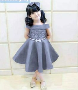 Shopping Yukz Baju Dress Batik Brokat Anak Perempuan 2-5 tahun (TANPA Bando ) SESILIA / Gaun Pesta Brukat Cantik Balita Putri Cewek Dres Sabrina Leher Boat Off Shoulder / Bisa COD Bayar Di Tempat