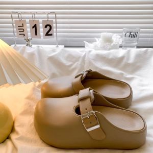 [Free Shipping] Thick-Soled Height-Increasing Fashionable Studded Star-Patterned Slip-On Sandals For Women Lightweight Simple And Waterproof Beach Shoes