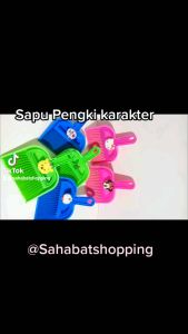 Sahabat Shopping - Sapu Debu Karakter / Sapu Pengki Mini Lucu / Sapu Debu Doraemon / Sapu Debu Hellokitty Lucu Serbaguna