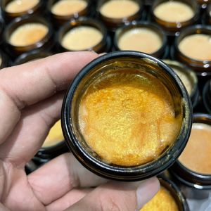 Mặt nạ vàng hút mụn namhút mụn ẩn làm sạch bụi bẩn giúp da mịn màng sáng bóng Dưỡng Da Hiệu Quả se khí