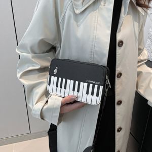 XSDDSF วินเทจ กระเป๋าสะพายไหล่เปียโน แฟชั่นสำหรับผู้หญิง ครอสบอดี้ กระเป๋าหนัง PU พักผ่อนยามว่าง สีดำสีดำ กระเป๋าสี่เหลี่ยมขนาดเล็ก สาวๆ