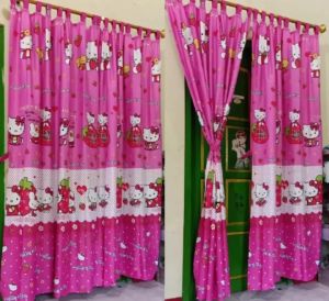Gordeng / Hordeng / Gorden Pintu Hello Kitty Warna Pink ( PROMO )