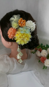 ปิ่นปักผมสไตล์กิโมโน Yukata แบบดั้งเดิมผู้ถือวิกต่อผมหางม้าดอกไม้ Tsumami ผมคอสเพลย์สำหรับเด็กผู้หญิง