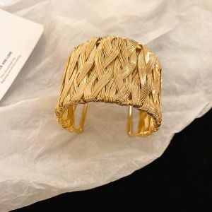 FGJHD Hollow-out Alloy Wide Opening Bangle Irregular Dough Twists Metal Alloy Irregular Wide Bracelet Temperament Jewelry Accessories Retro Hand Ring Women