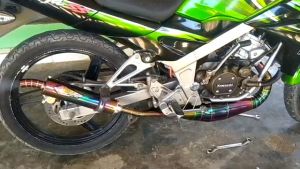 Knalpot Racing Creampie pelangi untuk ninja R RR SS