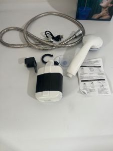 (กทม)ฝักบัวอาบน้ำแบบพกพา ABS ไฟฟ้า แบตเตอรี่ ปั๊มฝักบัวอาบน้ำแคมป์ปิ้งสำหรับใช้กลางแจ้ง