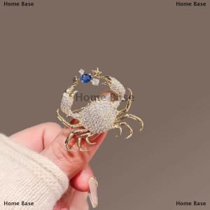 [COD] Home Base Fashion Crab Brooch Exquisite Simple Personalized Creative Full Of Zirconium Pins High-end Suit Jacket Decor Accessories Gift