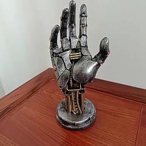 Cyberpunk Robotic Arm Resin Craft Ornament ，XBOX switch  Game controller desktop stand